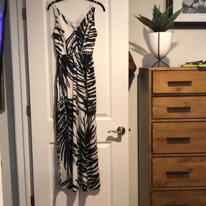 H&M Sleeveless Maxi Dress